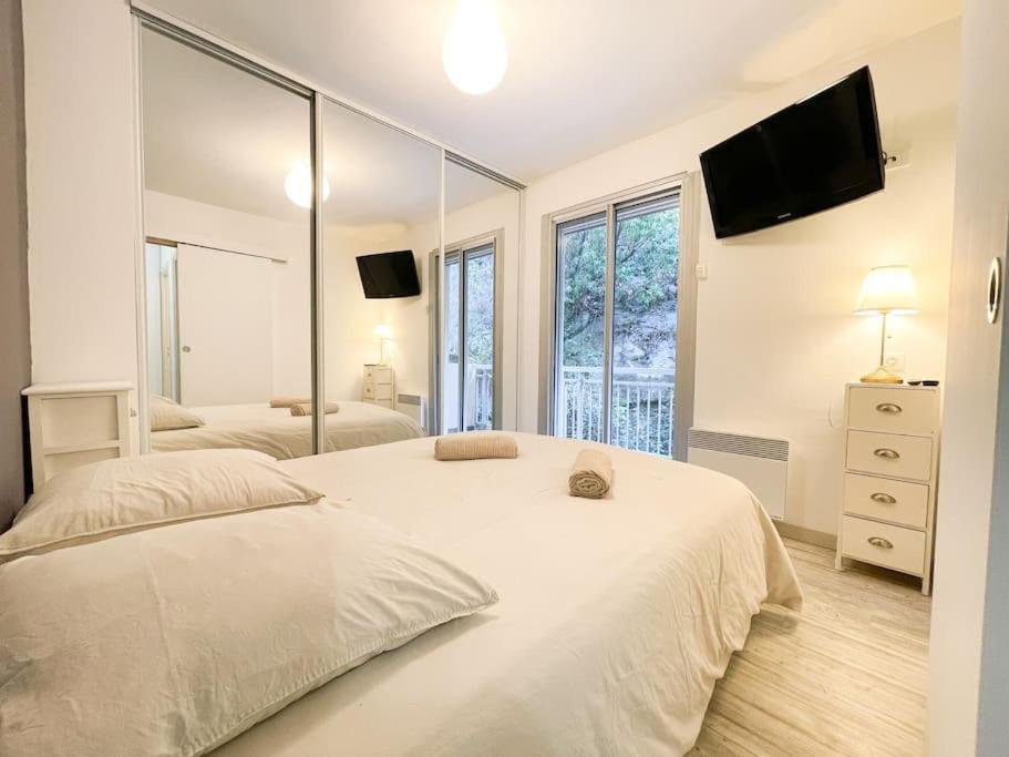 Cosy Deux Pieces Apartment Ментона Екстериор снимка